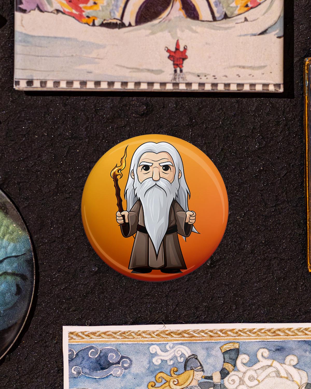 Der graue Wanderer (Button/Magnet)